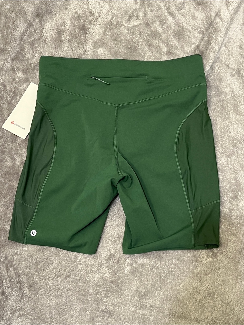🆕 Lululemon No Line HR Run Short 8” in Ivy Grove, size 12 or 8 - Picture 2 of 7